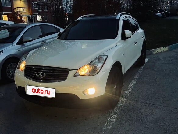 2008 Infiniti EX EX35 5-speed I (J50), белый, 1150000 рублей - вид 1