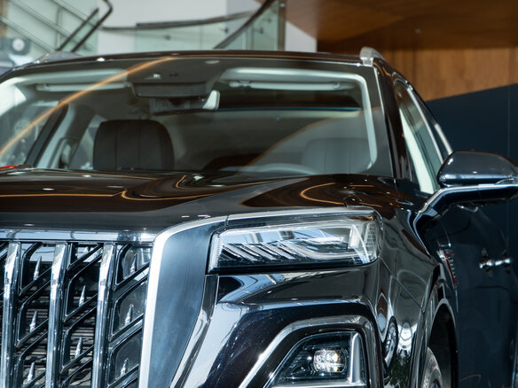 2025 Hongqi HS5 I Рестайлинг, чёрный - вид 1
