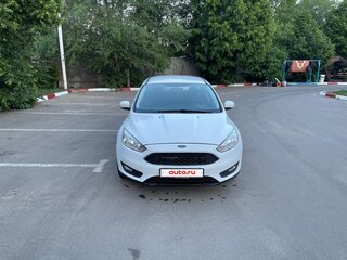 2017 Ford Focus III Рестайлинг, белый, 1000000 рублей, вид 1