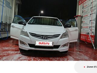 2015 Hyundai Solaris I Рестайлинг, белый, 550000 рублей, вид 2