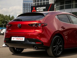2026 Mazda 3 IV (BP), красный, 4200000 рублей, вид 5