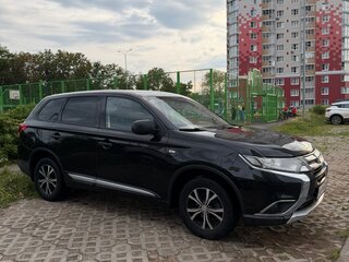 2016 Mitsubishi Outlander III Рестайлинг 2, чёрный, 1650000 рублей, вид 2
