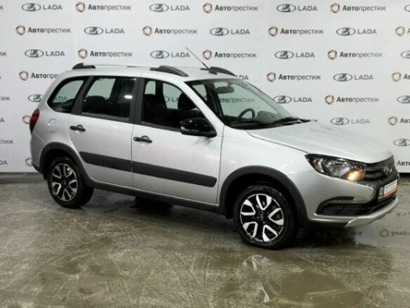 2025 Lada (ВАЗ) Granta Cross I Рестайлинг, серебристый, 1216000 рублей - вид 2