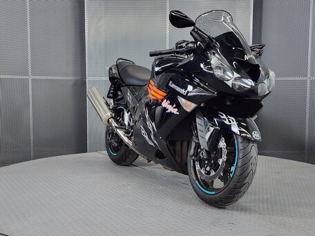 2006 Kawasaki ZZR 1400, чёрный, 555000 рублей, вид 3