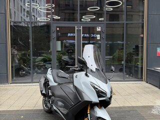 2025 Yamaha TMAX, серый, 1650000 рублей, вид 1