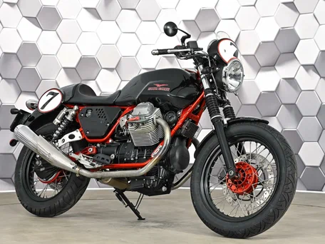 2012 Moto Guzzi V 7, чёрный, 469000 рублей, вид 1