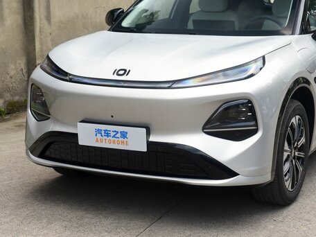 2026 Changan Qiyuan Q05 40.3 kWh II, серебристый, 2050000 рублей, вид 5