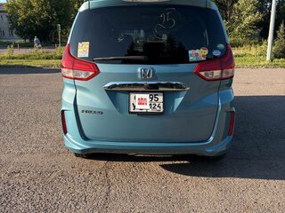 2017 Honda Freed II, голубой, 1600000 рублей, вид 4