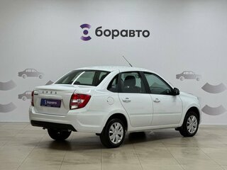2026 Lada (ВАЗ) Granta I Рестайлинг, белый, 950000 рублей, вид 4