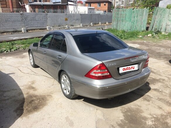 2004 Mercedes-Benz C-Класс 240 II (W203) Рестайлинг, серый, 870000 рублей - вид 11