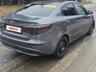 2015 Kia Rio III, серый, 950000 рублей, вид 5