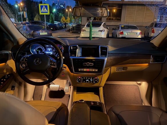 2012 Mercedes-Benz M-Класс 350 III (W166), белый, 2600000 рублей - вид 17