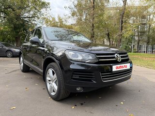 2014 Volkswagen Touareg II, чёрный, 2000000 рублей, вид 3