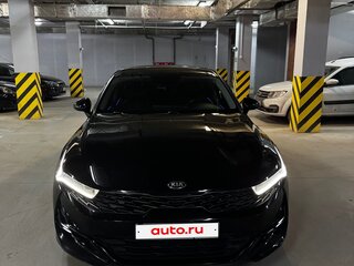 2020 Kia K5 III, чёрный, 2300000 рублей, вид 3