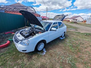 2013 Lada (ВАЗ) Priora I Рестайлинг, белый, 300000 рублей, вид 2