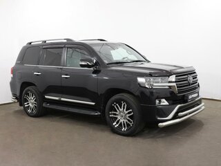 2016 Toyota Land Cruiser 200 Series Рестайлинг 2, чёрный, 5115000 рублей, вид 1
