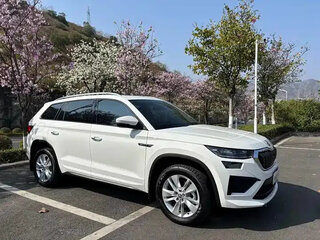 2023 Skoda Kodiaq I Рестайлинг, белый, 2700444 рублей, вид 1