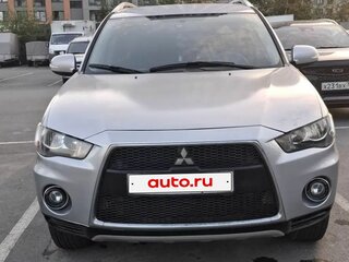 2010 Mitsubishi Outlander II Рестайлинг, серый, 850000 рублей, вид 1