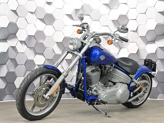 2008 Harley-Davidson Rocker C, синий, 1139000 рублей, вид 2