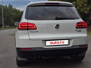 2014 Volkswagen Tiguan I Рестайлинг, белый, 1400000 рублей, вид 3