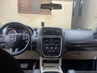 2012 Dodge Caravan Grand V, белый, 950000 рублей, вид 4