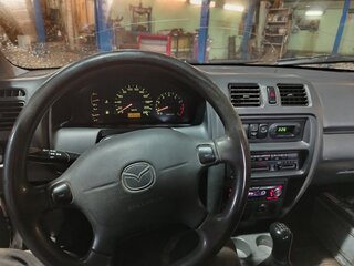2000 Mazda 323 V (BA), серебристый, 130000 рублей, вид 4
