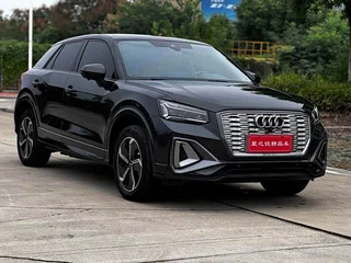 2022 Audi Q2 L e-tron I Рестайлинг, чёрный, 1890009 рублей, вид 3