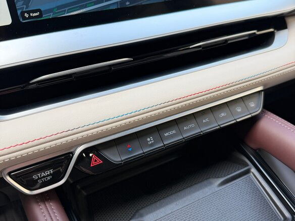 2023 Geely Monjaro I, чёрный, 2648000 рублей - вид 11