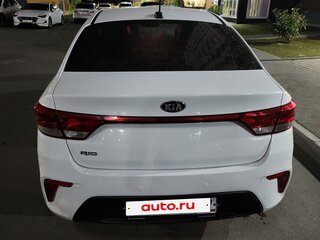 2017 Kia Rio IV, белый, 660000 рублей, вид 1