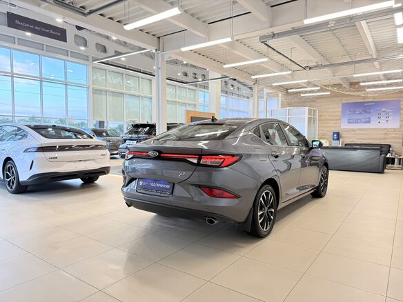 2023 JAC J7 I, серый, 1799999 рублей - вид 6