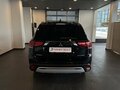 2018 Mitsubishi Outlander III Рестайлинг 3, чёрный, 1890000 рублей - вид 3