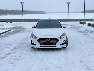 2019 Hyundai Sonata VII (LF) Рестайлинг, белый, 2300000 рублей, вид 1