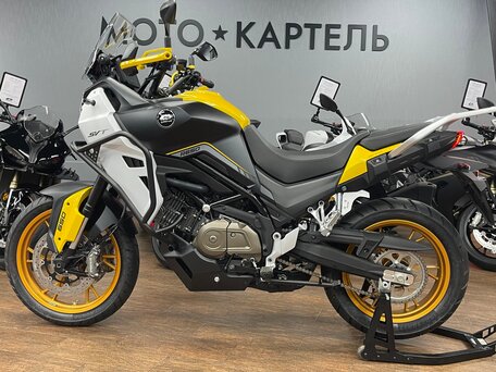 2026 QJMotor SVT 650, золотистый, 699000 рублей, вид 1