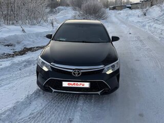 2014 Toyota Camry VII (XV50) Рестайлинг, чёрный, 1750000 рублей, вид 2