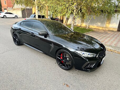2021 BMW M8 Gran Coupe Competition I (F91/F92/F93), чёрный, 11800000 рублей, вид 3