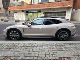2022 Porsche Taycan 4 Cross Turismo I, бежевый, 8850000 рублей, вид 3