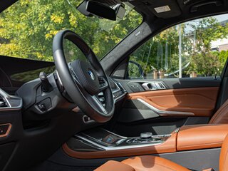 2025 BMW X7 40d I (G07) Рестайлинг, белый, 14200000 рублей, вид 5