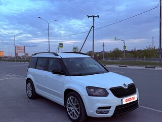 2017 Skoda Yeti I Рестайлинг, белый, 2050000 рублей, вид 2