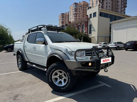 2014 Mitsubishi L200 IV, белый, 3350000 рублей, вид 2