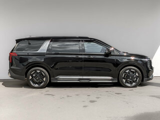 2024 Kia Carnival IV Рестайлинг, чёрный, 5880000 рублей, вид 4