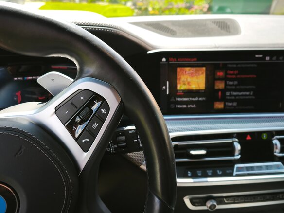 2020 BMW X5 M50d IV (G05/G18), синий, 6790000 рублей - вид 13