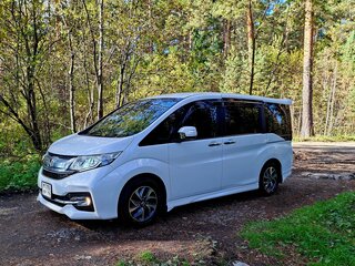 2015 Honda Stepwgn Spada V, белый, 1890000 рублей, вид 4