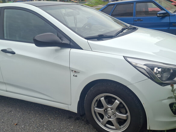 2015 Hyundai Solaris I Рестайлинг, белый - вид 20