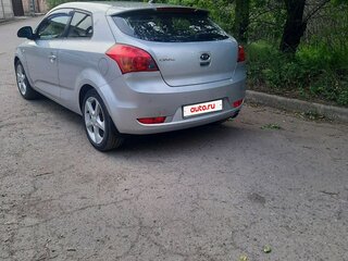 2009 Kia Ceed I, серебристый, 650000 рублей, вид 5