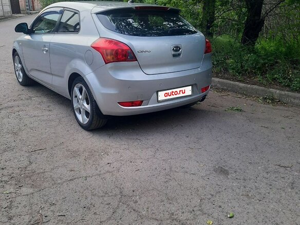 2009 Kia Ceed I, серебристый, 650000 рублей - вид 4
