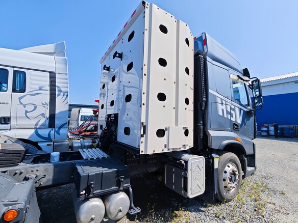 2024 ChengLong LZ4181H7AB, серый, 12000000 рублей - вид 2