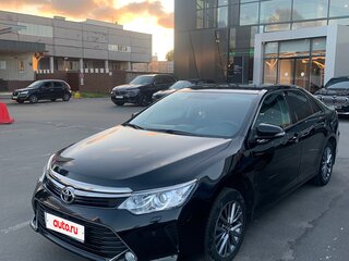 2016 Toyota Camry VII (XV50) Рестайлинг, чёрный, 2500000 рублей, вид 1