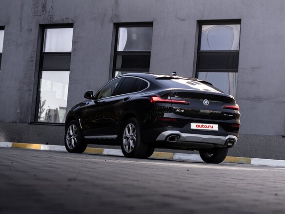 2021 BMW X4 20i II (G02) Рестайлинг, чёрный, 5600000 рублей - вид 2