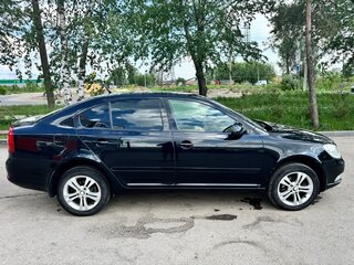 2012 Skoda Octavia II (A5) Рестайлинг, чёрный, 800000 рублей, вид 3
