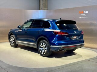 2019 Volkswagen Touareg III, синий, 3810000 рублей, вид 5
